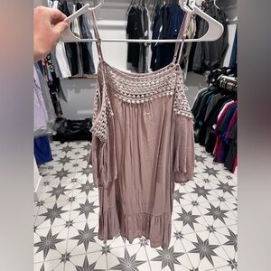 Vizio Mauve Crochet Detail tunic open shoulder Top